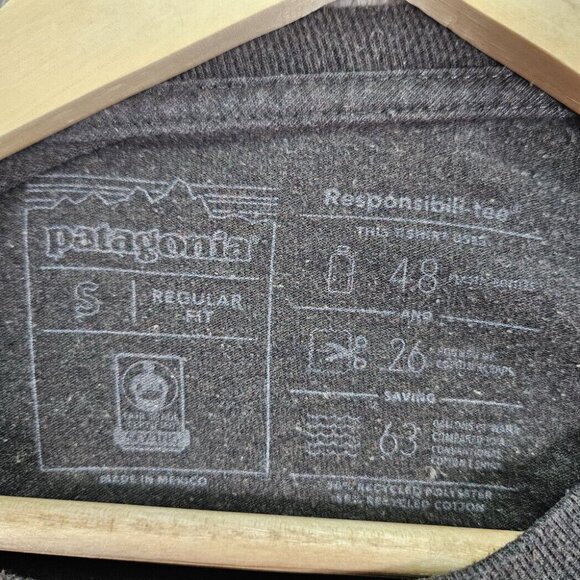 Patagonia Responsibili-Tee Sweatshirt Mens Size S Gray Logo T-Shirt Long Sleeve - Picture 9 of 10